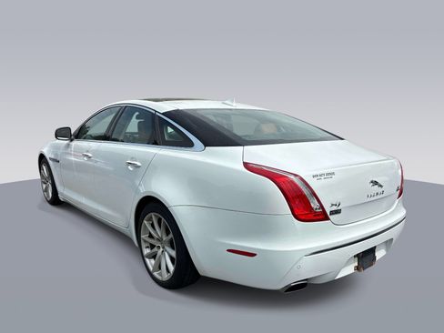 Used 2013 Jaguar XJ AWD image 4