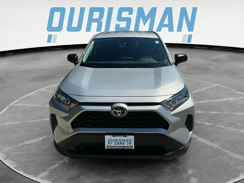 Used 2022 Toyota RAV4 LE AWD/4WD image 9
