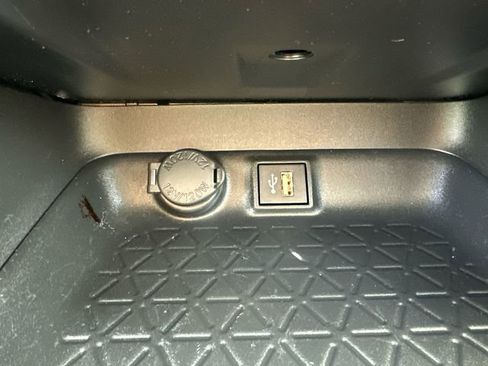 Used 2023 Toyota RAV4 LE image 36