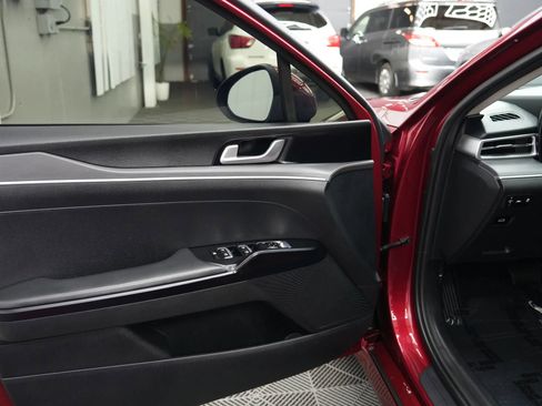 Used 2021 Kia K5 LX image 5