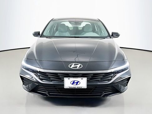 New 2026 Hyundai Elantra SE w/ Cargo Package image 2