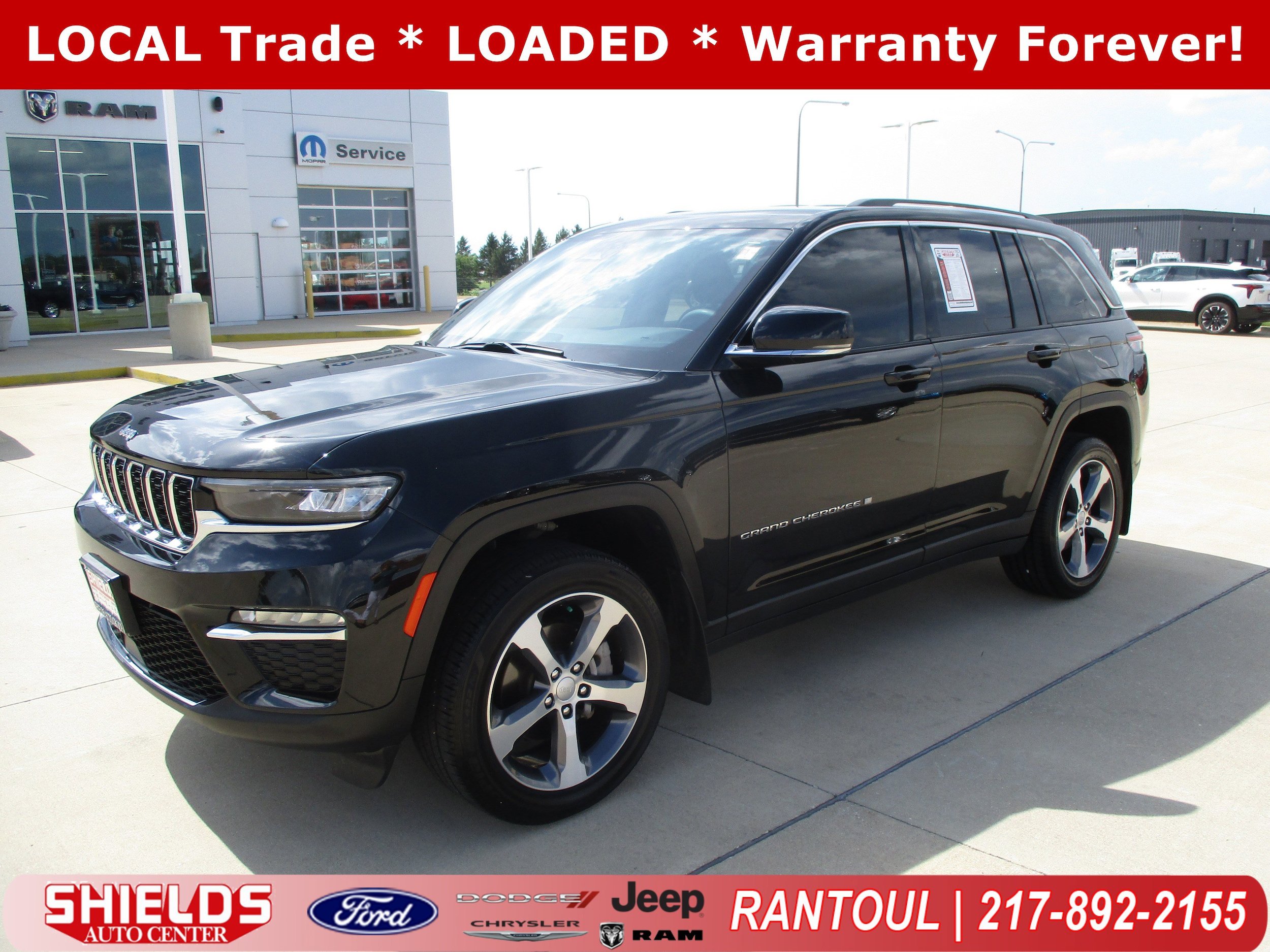Used 2023 Jeep Grand Cherokee Limited AWD/4WD image 1