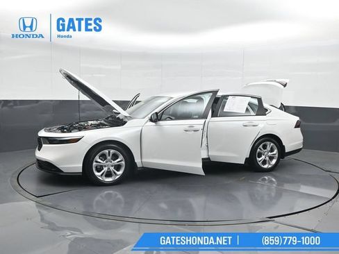 Used 2025 Honda Accord LX image 51