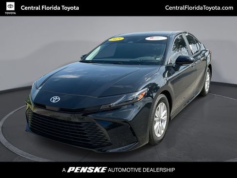 Certified 2025 Toyota Camry LE w/ Convenience Package FWD image 1
