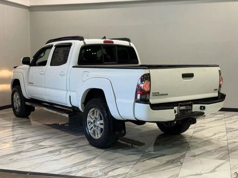 Used 2012 Toyota Tacoma 4x4 Double Cab w/ TRD Sport Upgrade Pkg image 8