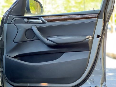 Used 2017 BMW X3 sDrive28i image 25