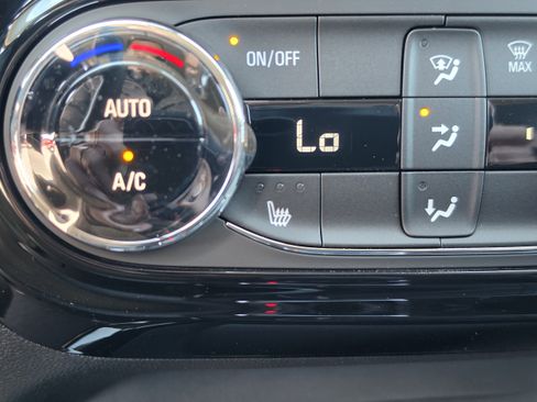 New 2026 Chevrolet Trax LT w/ Driver Confidence Package image 25