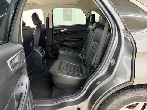Used 2022 Ford Edge SEL AWD/4WD image 18