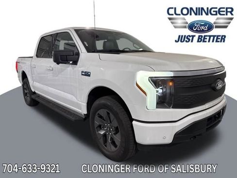 New 2025 Ford F150 Lightning Flash AWD/4WD image 1