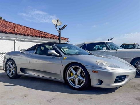 Used 2002 Ferrari 360 Spider RWD image 4