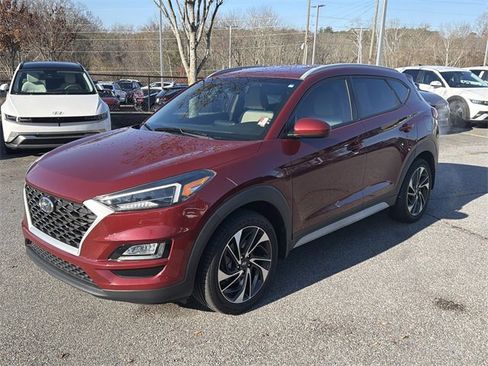 Used 2019 Hyundai Tucson Sport image 3