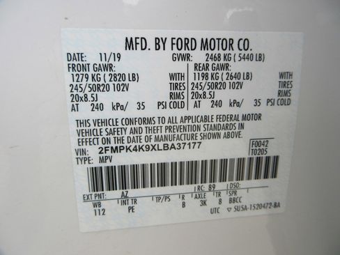 Used 2020 Ford Edge Titanium w/ Equipment Group 301A AWD/4WD image 57