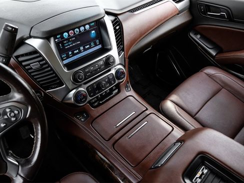 Used 2020 Chevrolet Suburban Premier w/ 6.2L Performance Package image 22