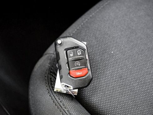 Used 2021 Jeep Wrangler Unlimited Sport image 69