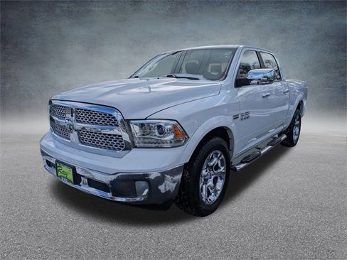 Used 2017 RAM 1500 Laramie image 8