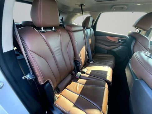 Used 2023 Acura MDX SH-AWD w/ Technology Package image 25