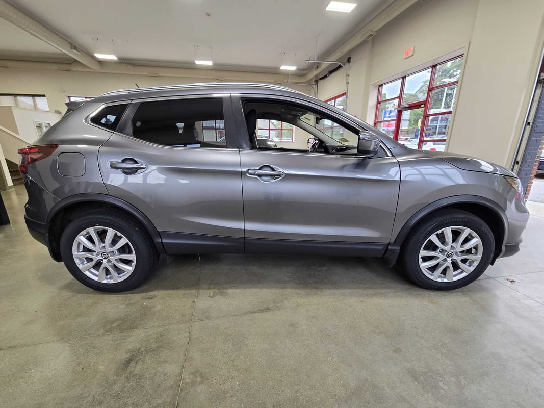 Used 2021 Nissan Rogue Sport SV AWD/4WD image 8