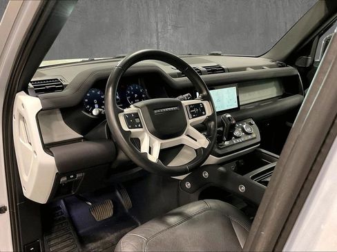 Used 2023 Land Rover Defender 110 SE AWD/4WD image 17