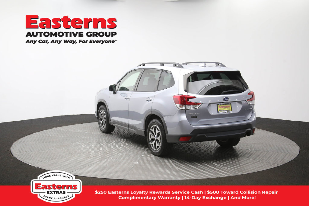Used 2022 Subaru Forester Premium AWD/4WD image 69