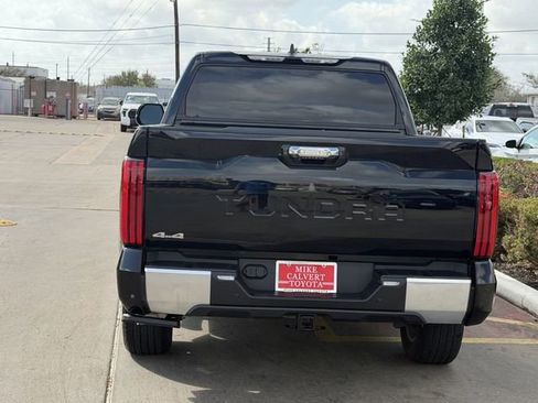 Used 2025 Toyota Tundra Limited w/ Power Package image 6