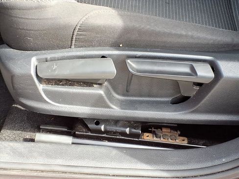 Used 2016 Volkswagen Passat 1.8T S image 14