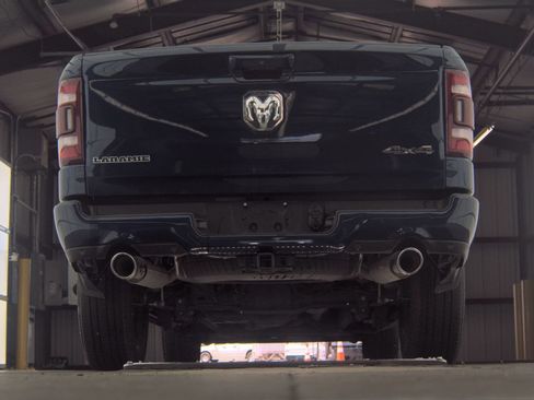 Used 2024 RAM 1500 Laramie AWD/4WD image 5