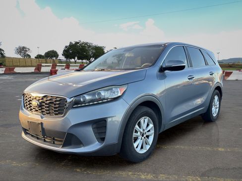 Used 2020 Kia Sorento FWD V6 image 5