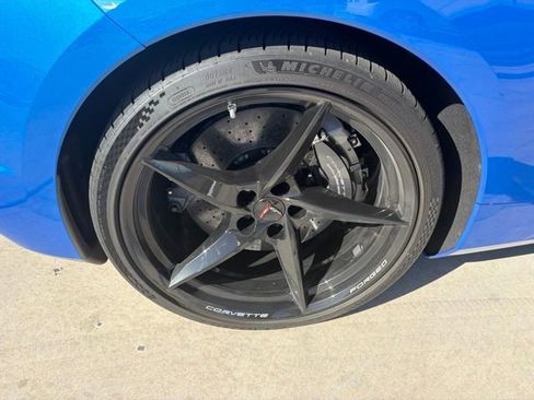 Certified 2025 Chevrolet Corvette E-Ray AWD/4WD image 5