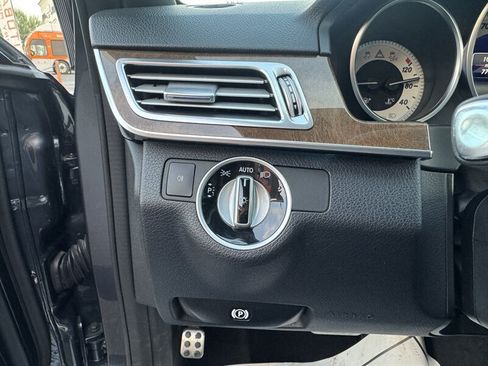 Used 2014 Mercedes-Benz E 350 4MATIC Sedan w/ Premium 1 Package image 24