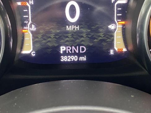 Used 2023 Jeep Gladiator Overland image 23