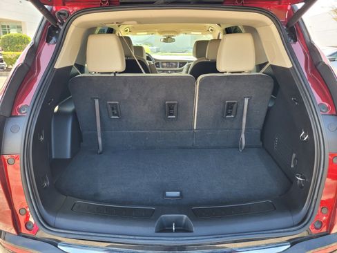 Used 2021 Buick Enclave Essence w/ Sound and Sites Package image 16