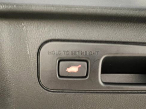 New 2025 Honda Pilot Touring image 55