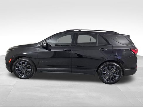 Used 2023 Chevrolet Equinox RS w/ RS Leather Package FWD image 3