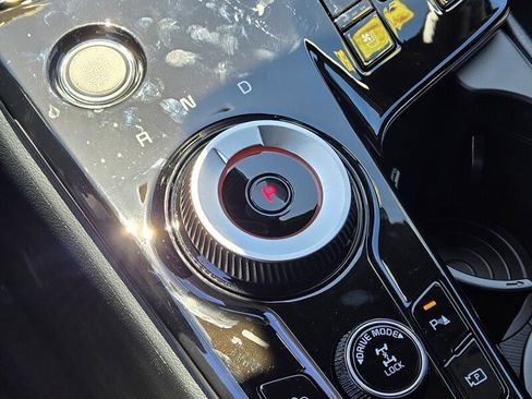 New 2025 Kia Sportage X-Line Prestige image 16