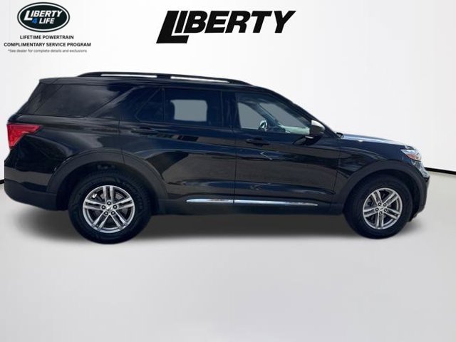 Used 2021 Ford Explorer XLT w/ Class III Trailer Tow Package AWD/4WD image 8