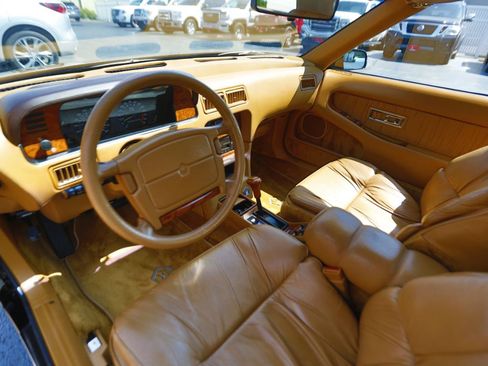 Used 1990 Chrysler TC by Maserati FWD image 5