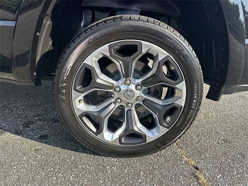 Used 2022 RAM 1500 Limited w/ Body Color Bumper Group image 19