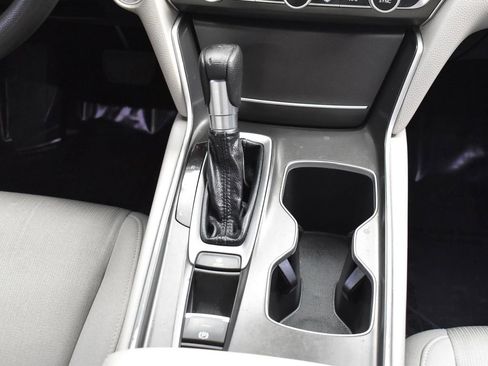 Used 2018 Honda Accord LX image 20