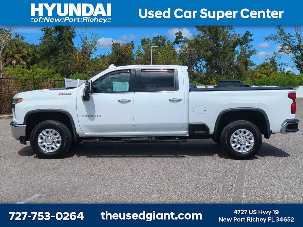Used 2021 Chevrolet Silverado 2500 LTZ w/ Z71 Off-Road Package AWD/4WD image 2