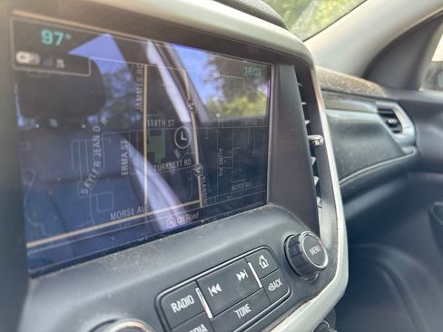 Used 2019 GMC Acadia SLT FWD image 5