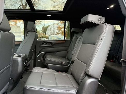 New 2026 GMC Yukon XL Denali w/ Sun & Power Step Package image 9