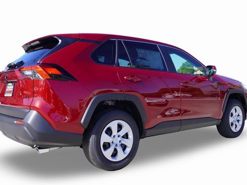 New 2025 Toyota RAV4 LE image 4