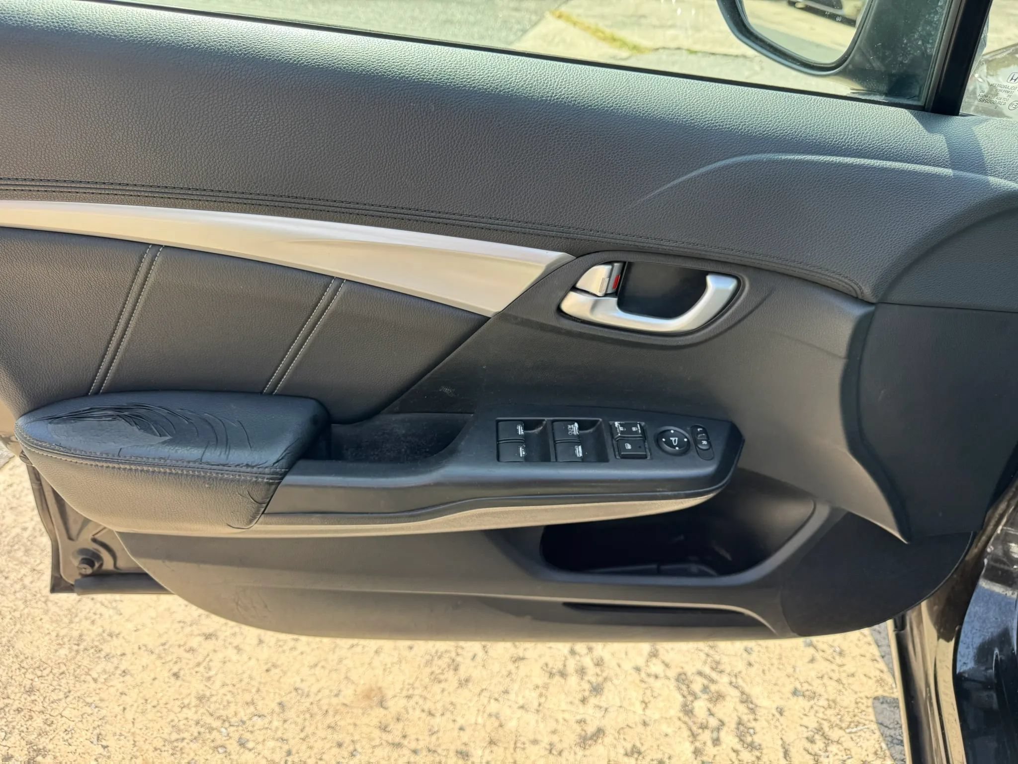 Used 2013 Honda Civic EX-L image 25