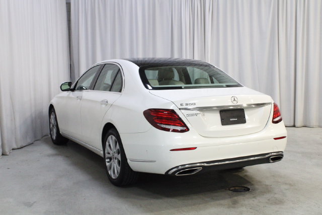 Used 2018 Mercedes-Benz E 300 image 23