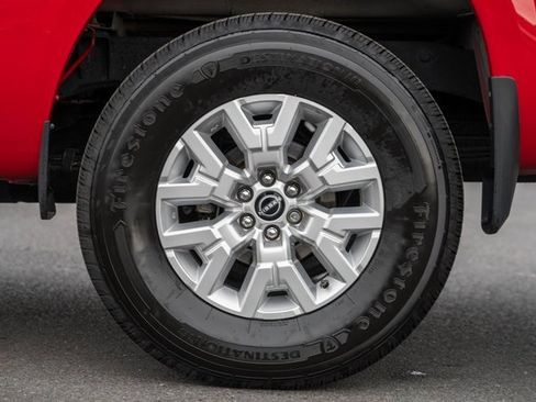 Used 2023 Nissan Frontier SV w/ Technology Package image 17