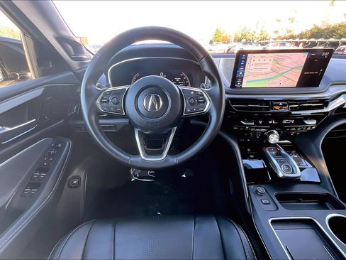 Used 2025 Acura MDX SH-AWD w/ Technology Package image 5