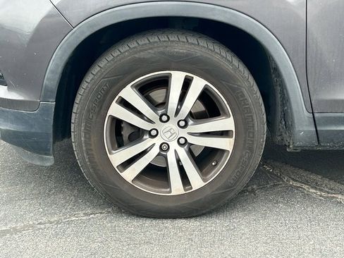 Used 2017 Honda Pilot EX-L image 12