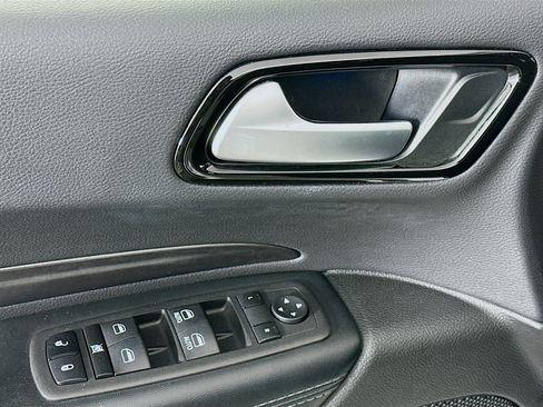 Used 2024 Dodge Durango SXT image 15