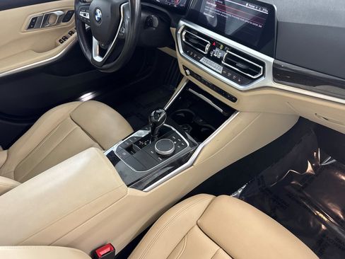 Used 2019 BMW 330i Sedan w/ Premium Package RWD image 33