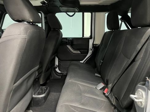 Used 2015 Jeep Wrangler Unlimited Sport w/ Quick Order Package 24S AWD/4WD image 39